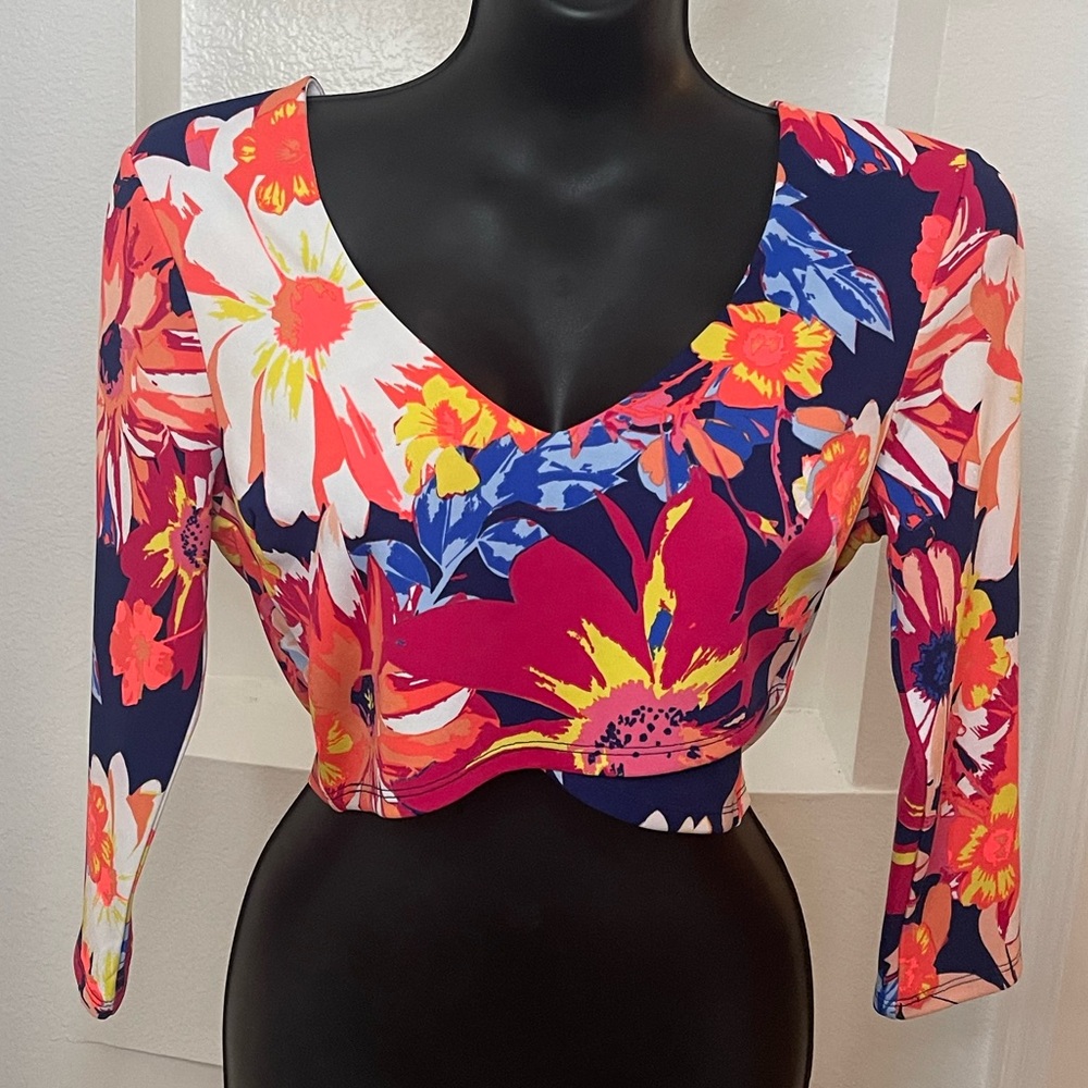 Brand new Bebe crop top